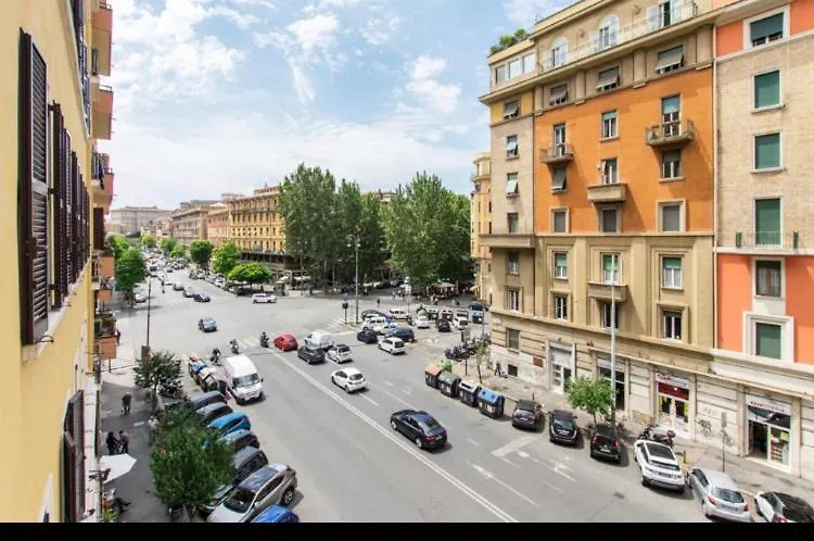 Apartment Django Apartament Rome Italy