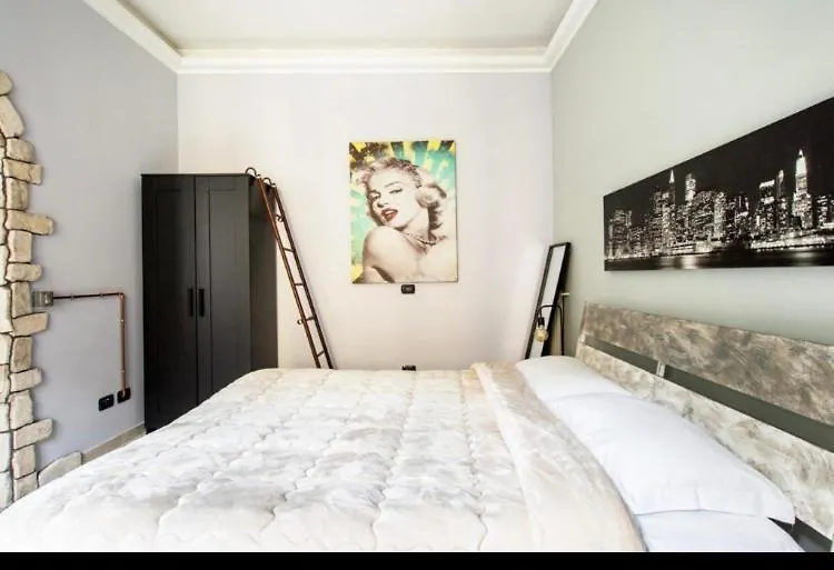 Django Apartament Rome Italy